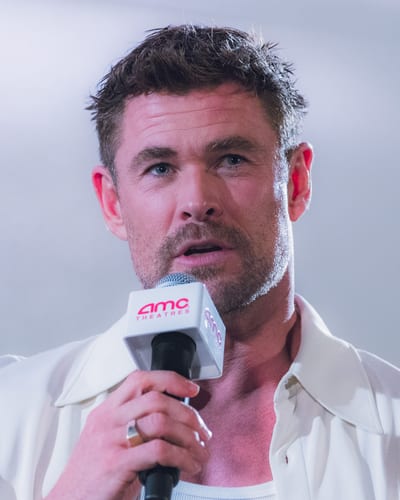 Chris Hemsworth photo