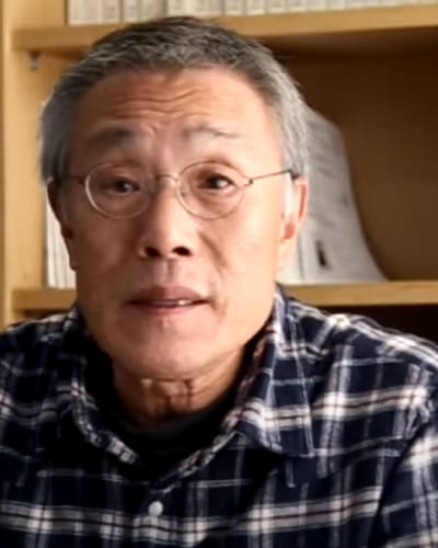 Hwang Sok-yong